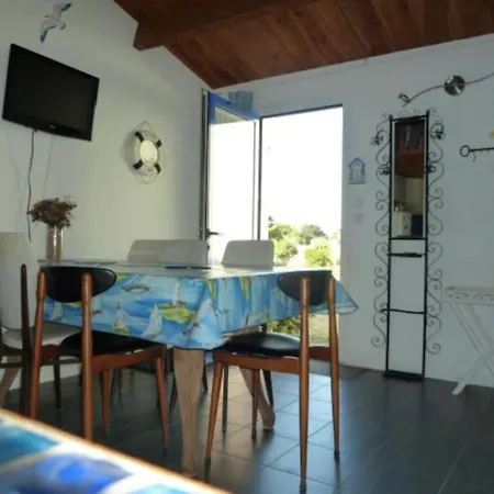 Location Ferme Marine Type 3 Sur Mer *